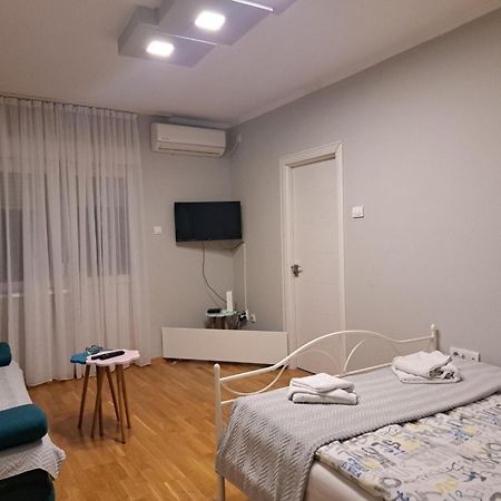 Apartment Marija Belgrad Exterior foto